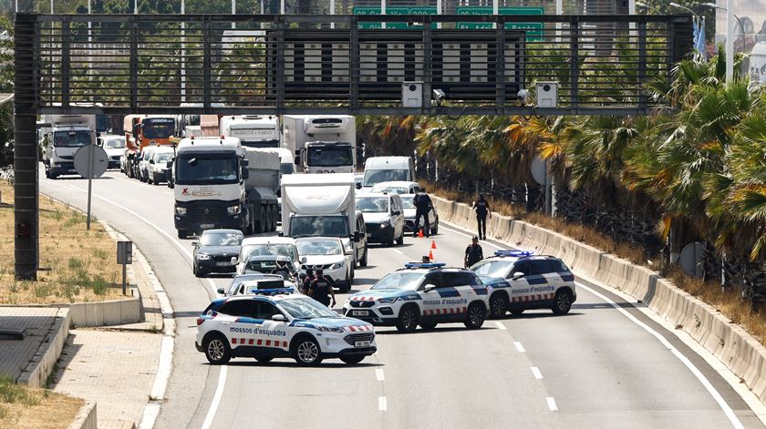 Operação de busca por Puidgemont entretanto cancelada. Foto: Quique Garcia/EPA