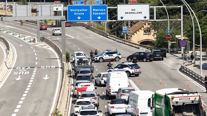 Operação de busca por Puidgemont entretanto cancelada. Foto: Quique Garcia/EPA