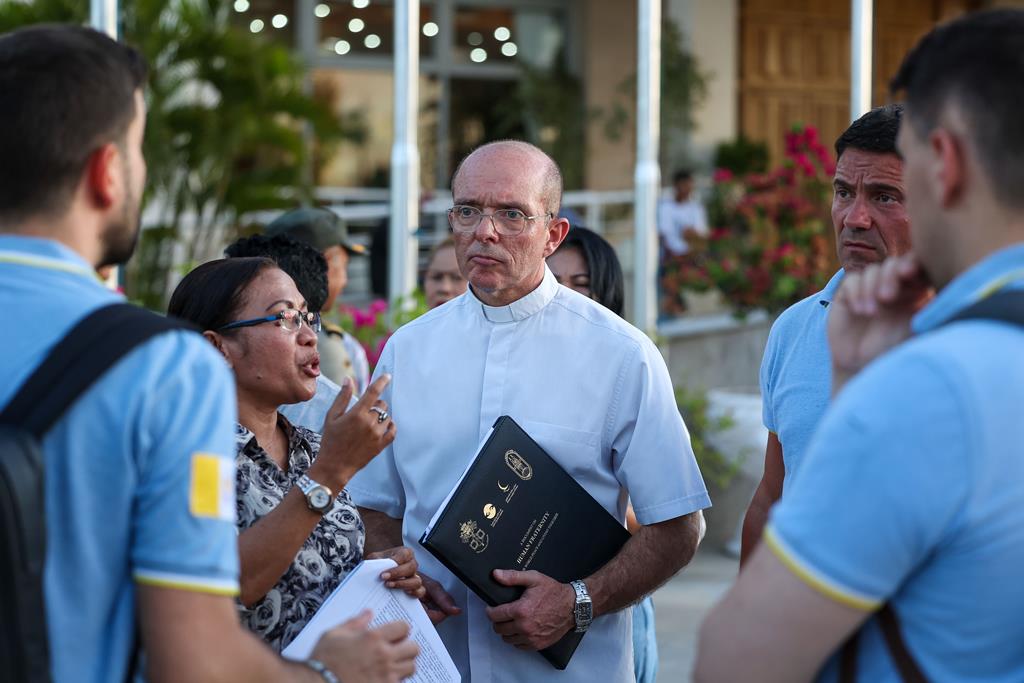 Monsenhor Marco Sprizzi, representante do Vaticano em Timor-Leste, sobre a receção ao Papa Francisco
