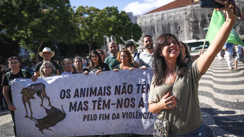 Marcha pelos direitos dos animais junta duas centenas em Lisboa. Foto: Rodrigo Antunes/Lusa