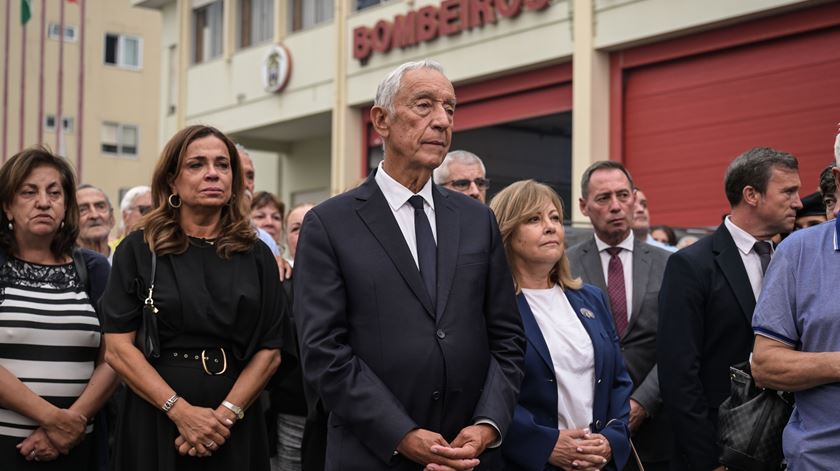 Funeral de um dos bombeiros vitima dos incêndios em Portugal. Foto: Fernando Veludo/Lusa