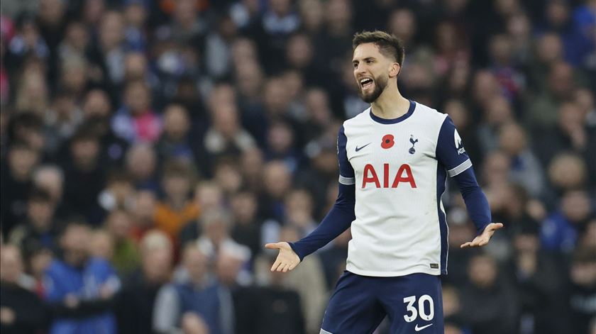 Bentancur suspenso por sete jogos por comentário racista sobre Son