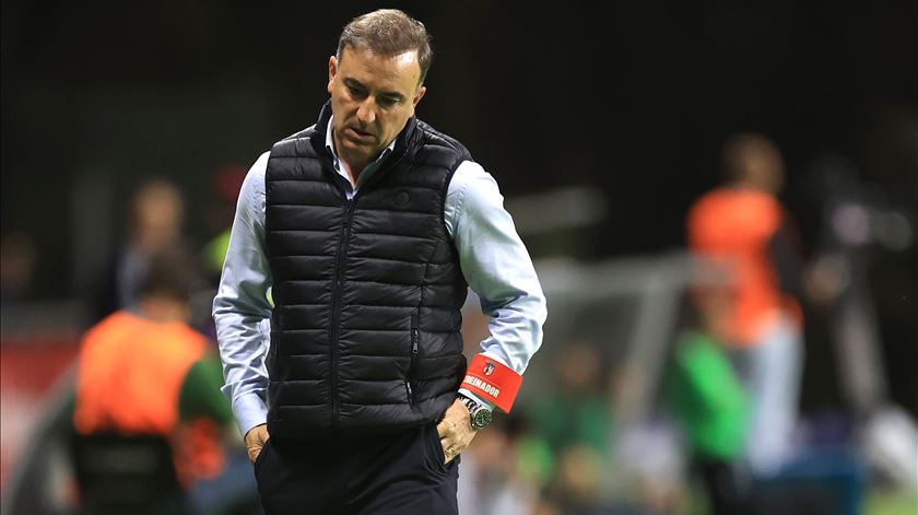 Carlos Carvalhal já não é treinador do Sporting de Braga