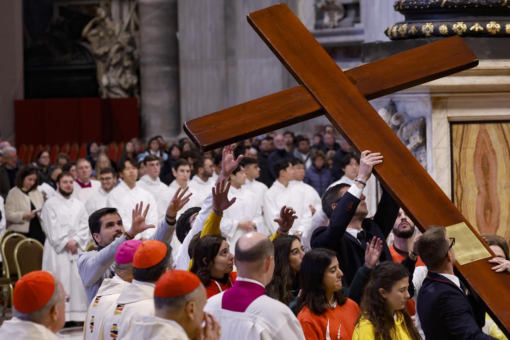 Portugueses entregaram símbolos da Jornada Mundial da Juventude à Coreia do Sul