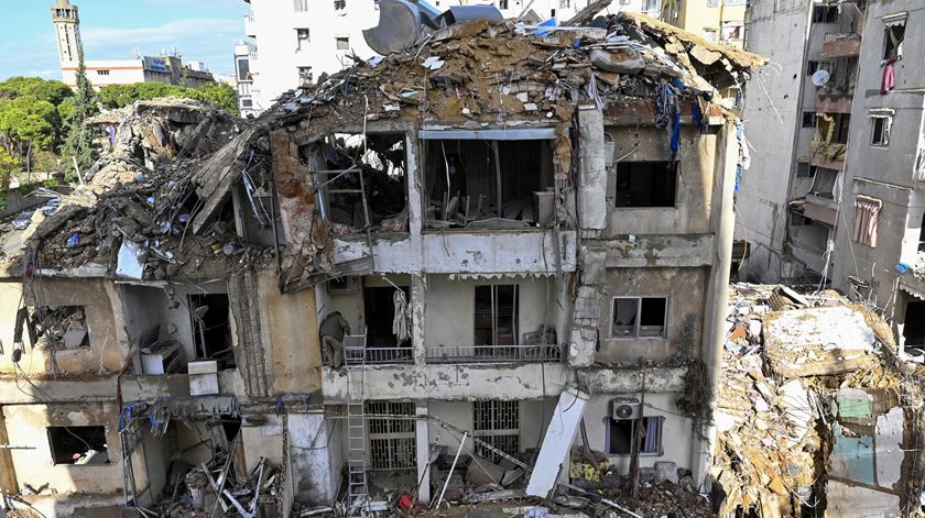 Ataques de Israel em Beirute, no Líbano, horas antes do acordo. Foto: Wael Hamzeh/EPA