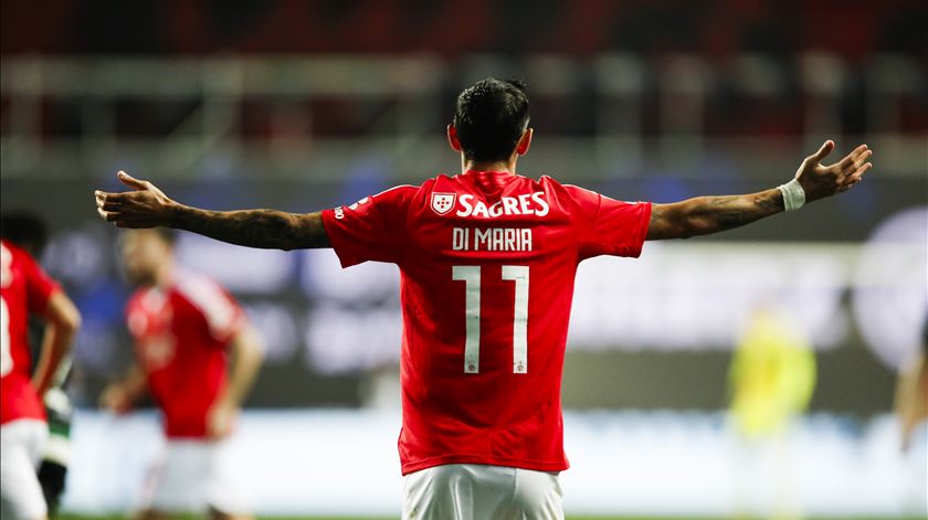 Di María vai jogar o Mundial de Clubes pelo Benfica. Depois, regressa à Argentina