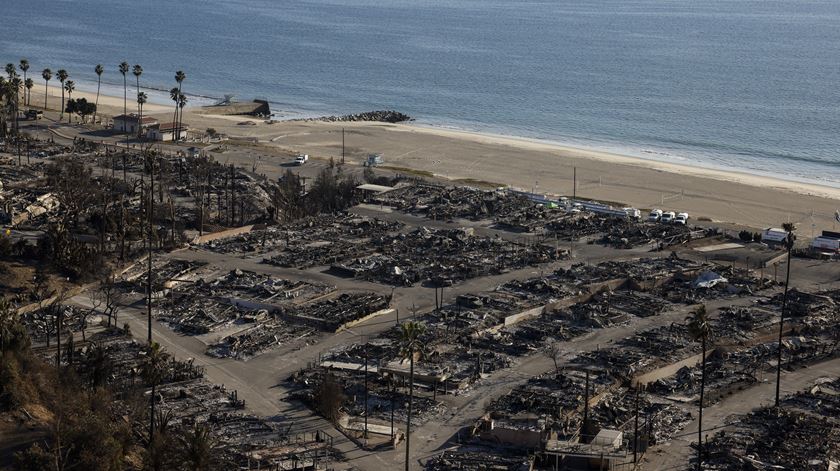 Los Angeles region braces for elevated fire risk with return of Santa Ana winds. Foto: Caroline Brehman/EPA