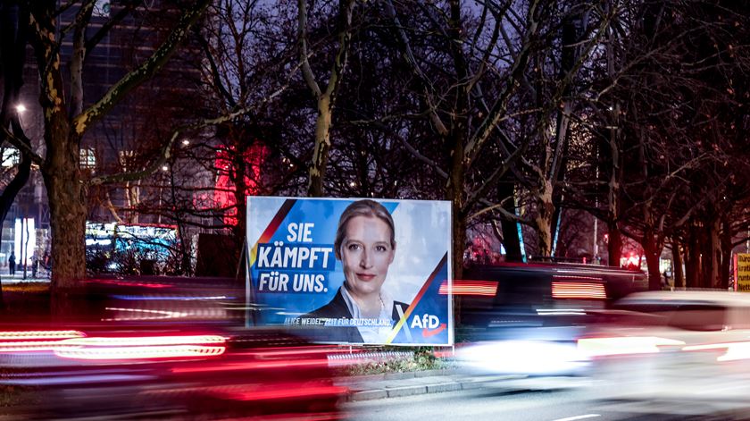 Partido de extrema-direita recebe quase 1 milhão de doador misterioso