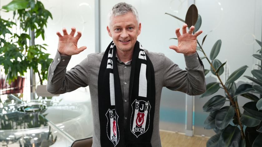 Besiktas contrata Solskjaer