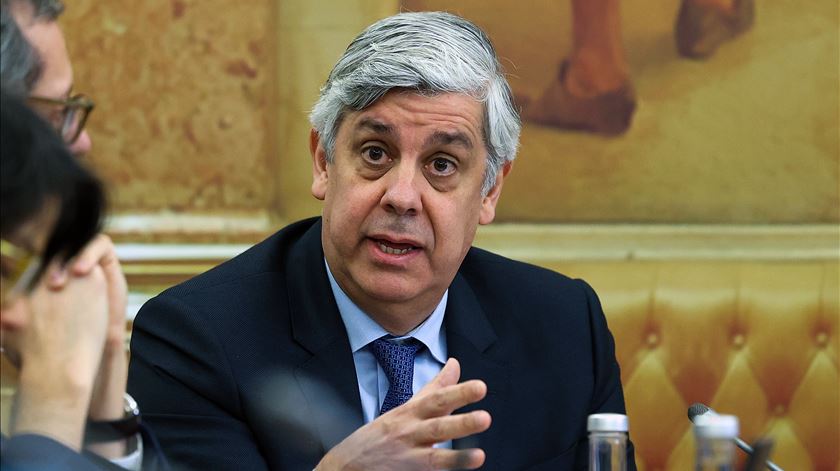 Governo entrega candidatura de Mário Centeno à vice-presidência do BCE