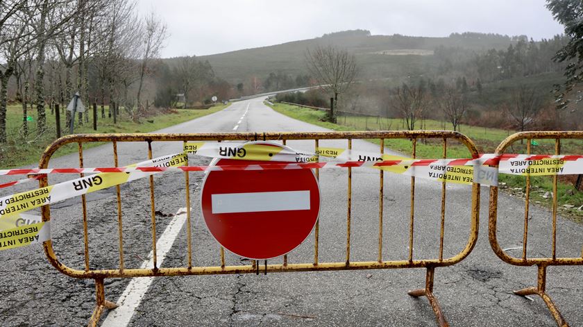 Colisão entre automóvel e camião faz um morto perto de Alcácer do Sal