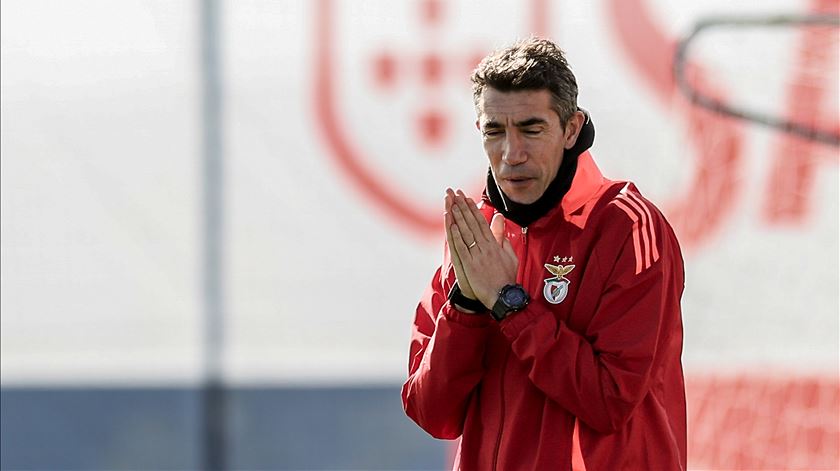 "Benfica é passado". Bruno Lage olha em frente e admite campeonatos periféricos