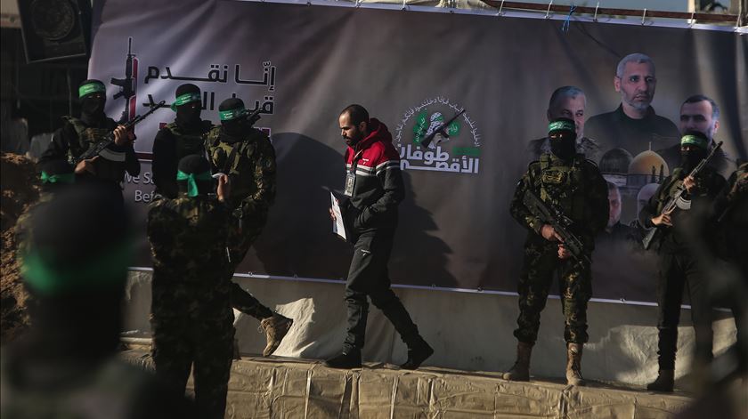 Yarden Bibas foi o segundo refém a ser libertado. Foto: Haitham Imad/EPA