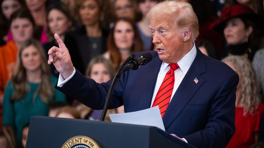 Trump impõe sanções ao Tribunal Penal Internacional