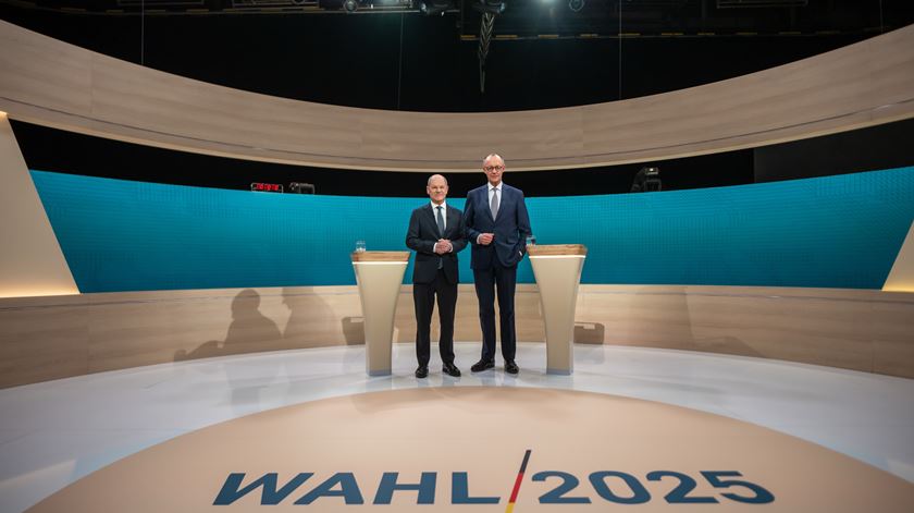 Eleições na Alemanha. Merz diz que Scholz "não vive neste mundo"
