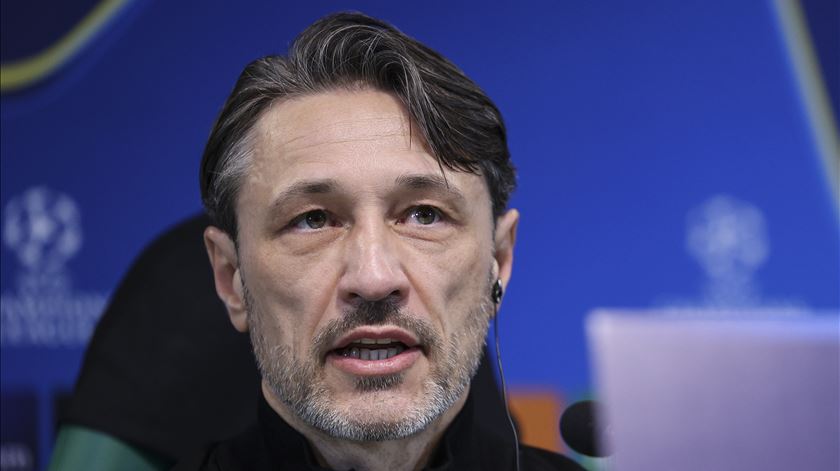Kovac não se fia na vantagem sobre o Sporting. "Seria absurdo pensar que está resolvido" Kovac não se fia na vantagem sobre o Sporting. "Seria absurdo pensar que está resolvido"
