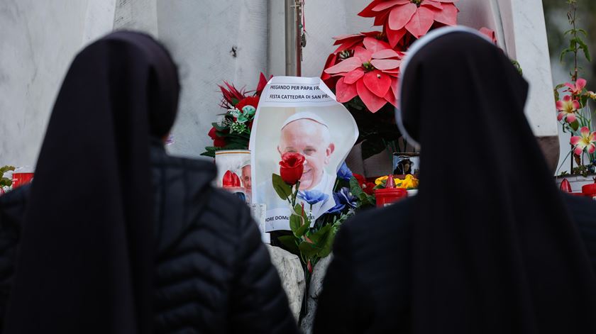 Francisco está hospitalizado na Clínica Gemelli, em Roma. Foto: Giuseppe Lami/EPA