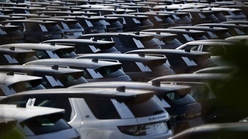 Jaguar Land Rover alvo de ciberataque no Reino Unido