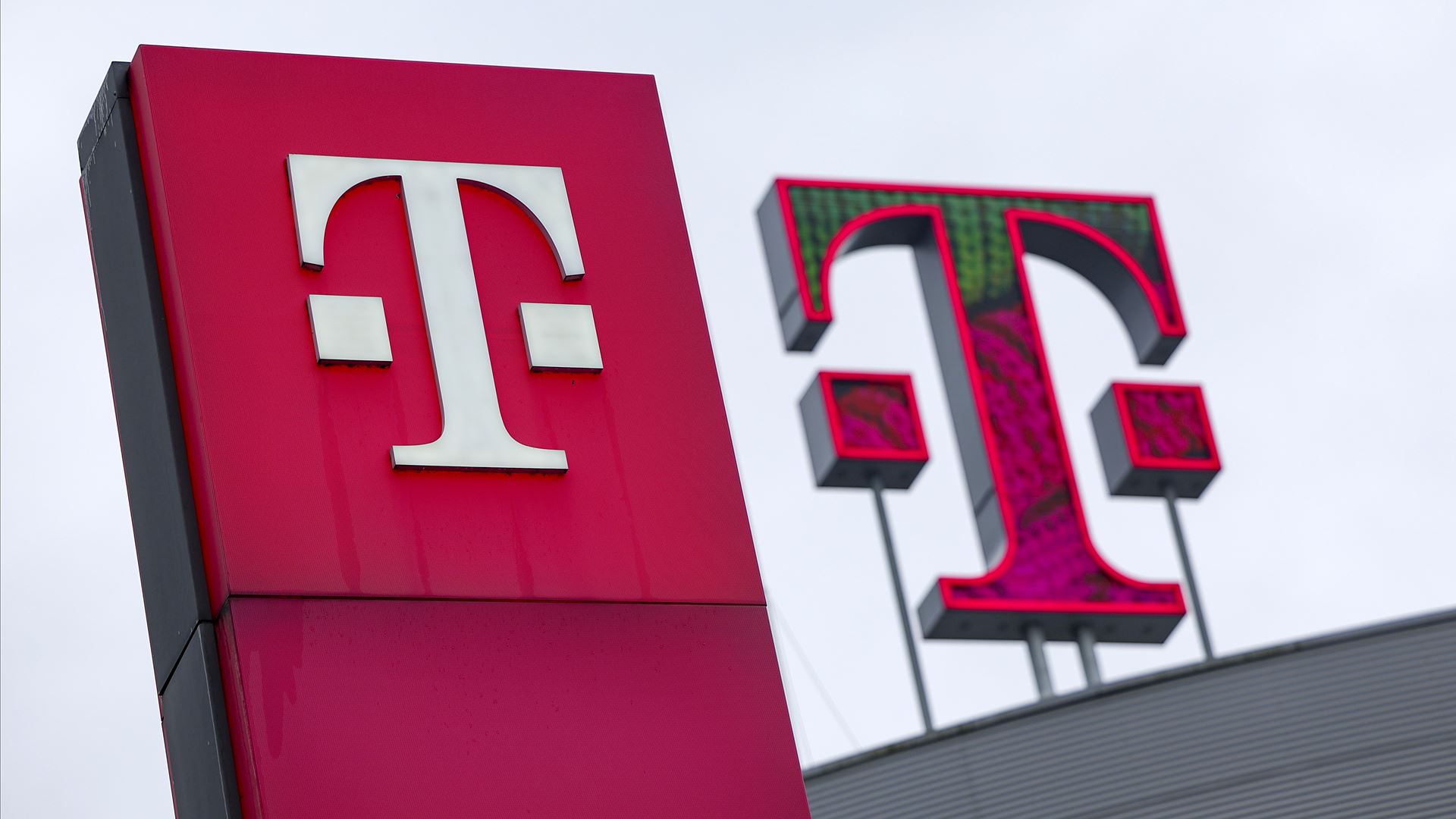 Operadoras Deutsche Telekom e T-Mobile estão em negociações para 
