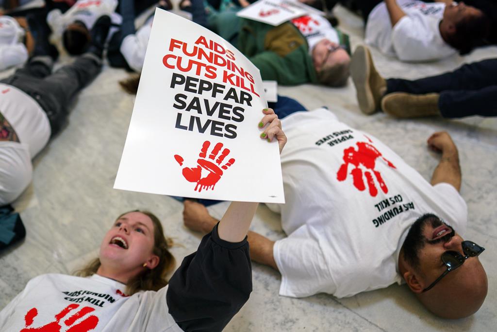 Cortes nas ajudas. "Clamor dos pobres implica protesto mais forte da Igreja"