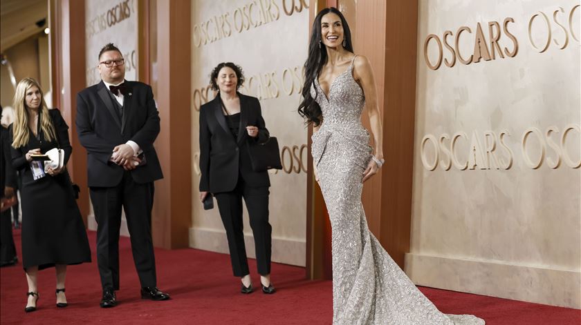 Demi Moore, indicada para a categoria de Melhor Atriz pelo filme "A Substância". Foto: Caroline Brehman/EPA