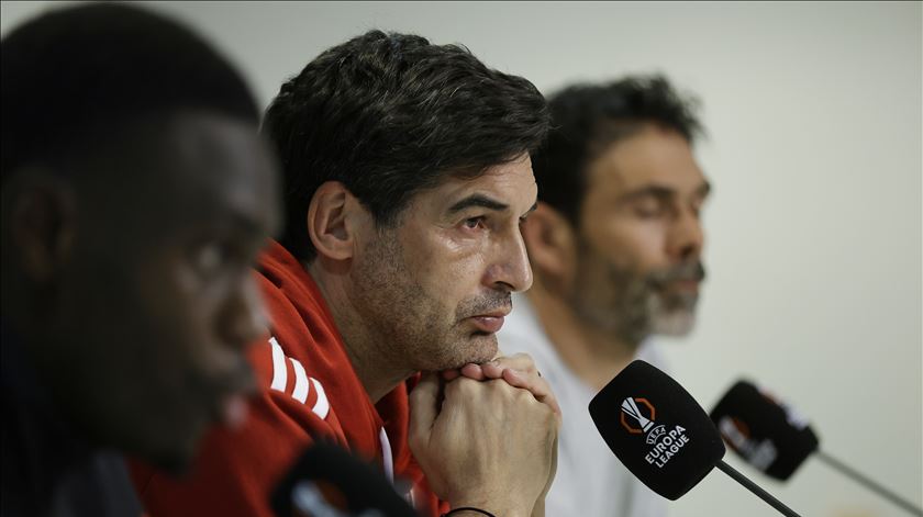 “É impossível não estar preocupado”. Treinadores portugueses apreensivos com despromoção do Lyon