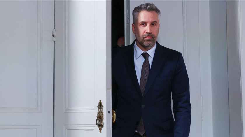 Pedro Nuno Santos admite que há “lugar para intervenções mais musculadas” das forças de segurança