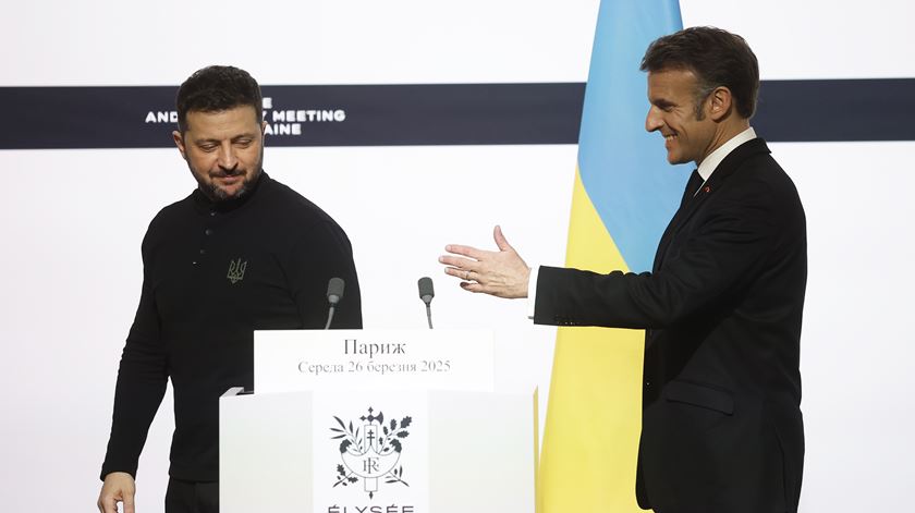 Do Eliseu para o Donbass: Macron dá mais dois mil milhões de euros para travar ofensiva russa