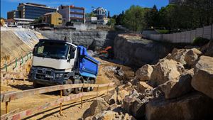 Metro do Porto abre último túnel da obra da Linha Rosa e espera abri-la em seis meses