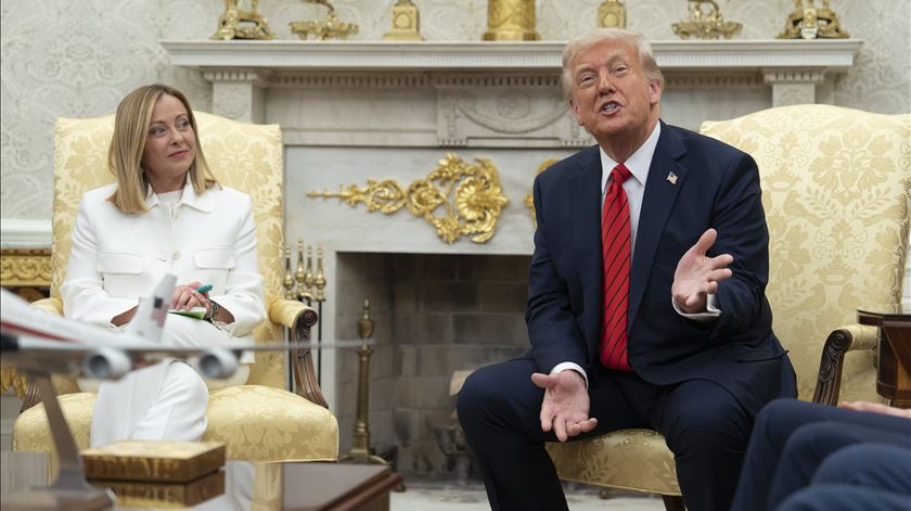 Donald Trump com Giorgia Meloni na Casa Branca. Foto: Chris Kleponis/EPA