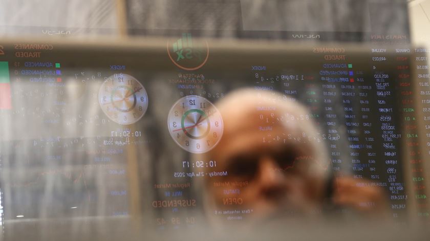 Bolsas europeias em forte baixa devido à escalada do conflito no Médio Oriente