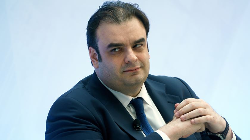 Ministro das Finanças grego vai liderar o Eurogrupo