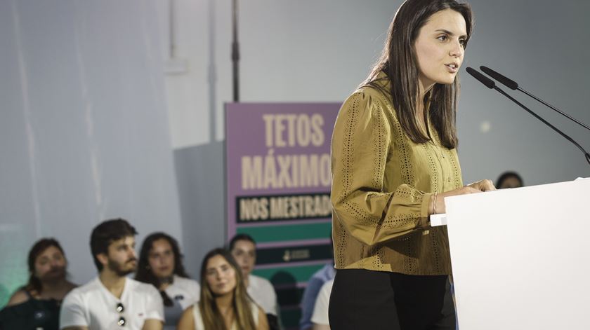 Líder da JS admite oposição mais agressiva: "Há um oceano de diferenças para a AD"