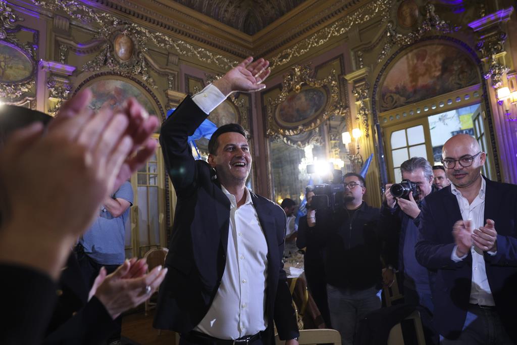 Liberais criticam "esquerda derrotada" e não tiram véu à coligação