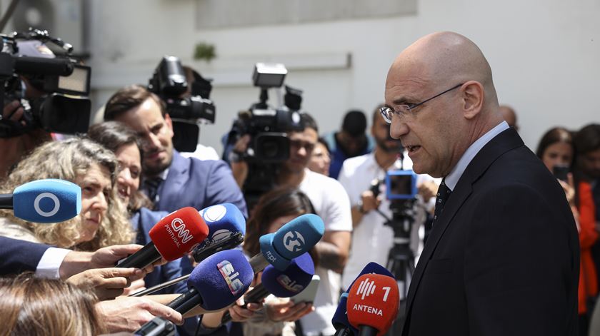 Passos Coelho avisa: o PSD deve avançar no país, mesmo que não haja estabilidade