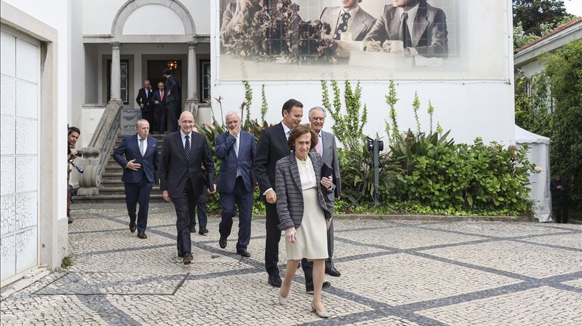 Foto do dia. Montenegro junta antigos líderes do PSD ao almoço