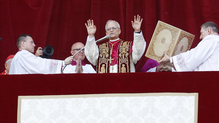 Cardeal norte-americano Robert Francis Prevost é o novo Papa Leão XIV. Foto: Fabio Frustaci/EPA Cardeal norte-americano Robert Francis Prevost é o novo Papa Leão XIV. Foto: Fabio Frustaci/EPA