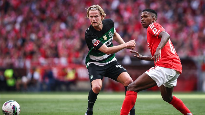 Quem agarra a Taça? Sporting à procura da dobradinha, Benfica habituado a estragar a festa