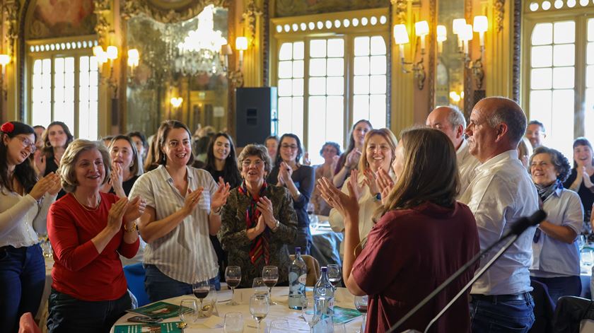 Mulheres não precisam de conselhos, precisam de salários e direitos, diz Raimundo