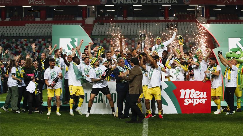 Tondela e Alverca regressam à I Liga