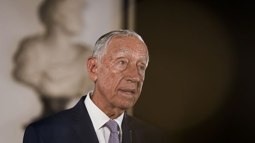 A nova chamada de Marcelo para participação e pretende ouvir a festa "silenciosamente" A semana inteira
