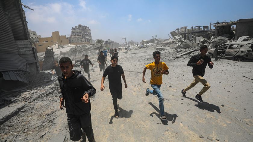 Participantes da marcha para Gaza foram espancados e detidos, afirma organização