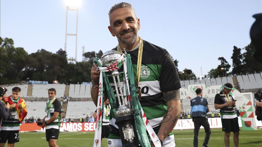 Rui Borges responde a Mourinho: "A Taça está no nosso museu porque fomos melhores, tão simples quanto isso"