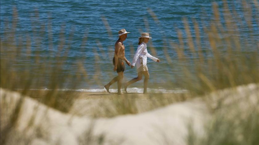 "É uma obrigação". Governo quer assegurar acesso público às praias de Grândola