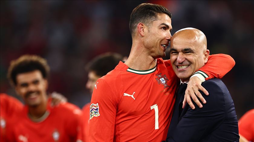 Ronaldo é "o agora" para Martínez, que não duvida: "Seleção é melhor com ele"