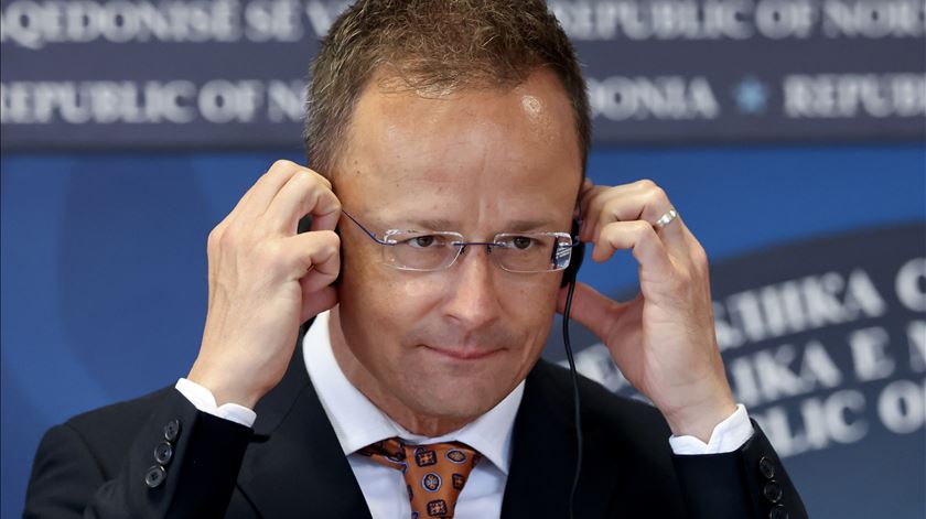 MNE da Hungria era os ouvidos da Rússia no Conselho Europeu?
