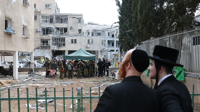 Avisos dos dois lados: Teerão e Telavive devem ser evacuadas