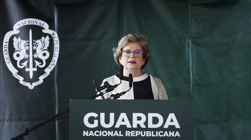 Ministra recebe sindicatos das polícias. Guardas querem começar negociações salariais