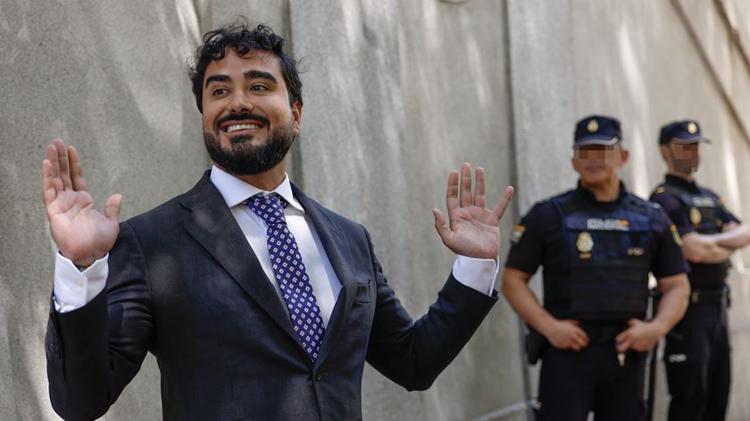 "A Festa Acabou". Influencer e eurodeputado lançou novo partido anti-imigração