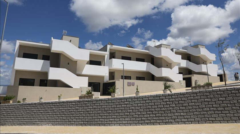 Prestação da casa desce 64,19 euros para crédito de 150.000 euros e Euribor a 12 meses